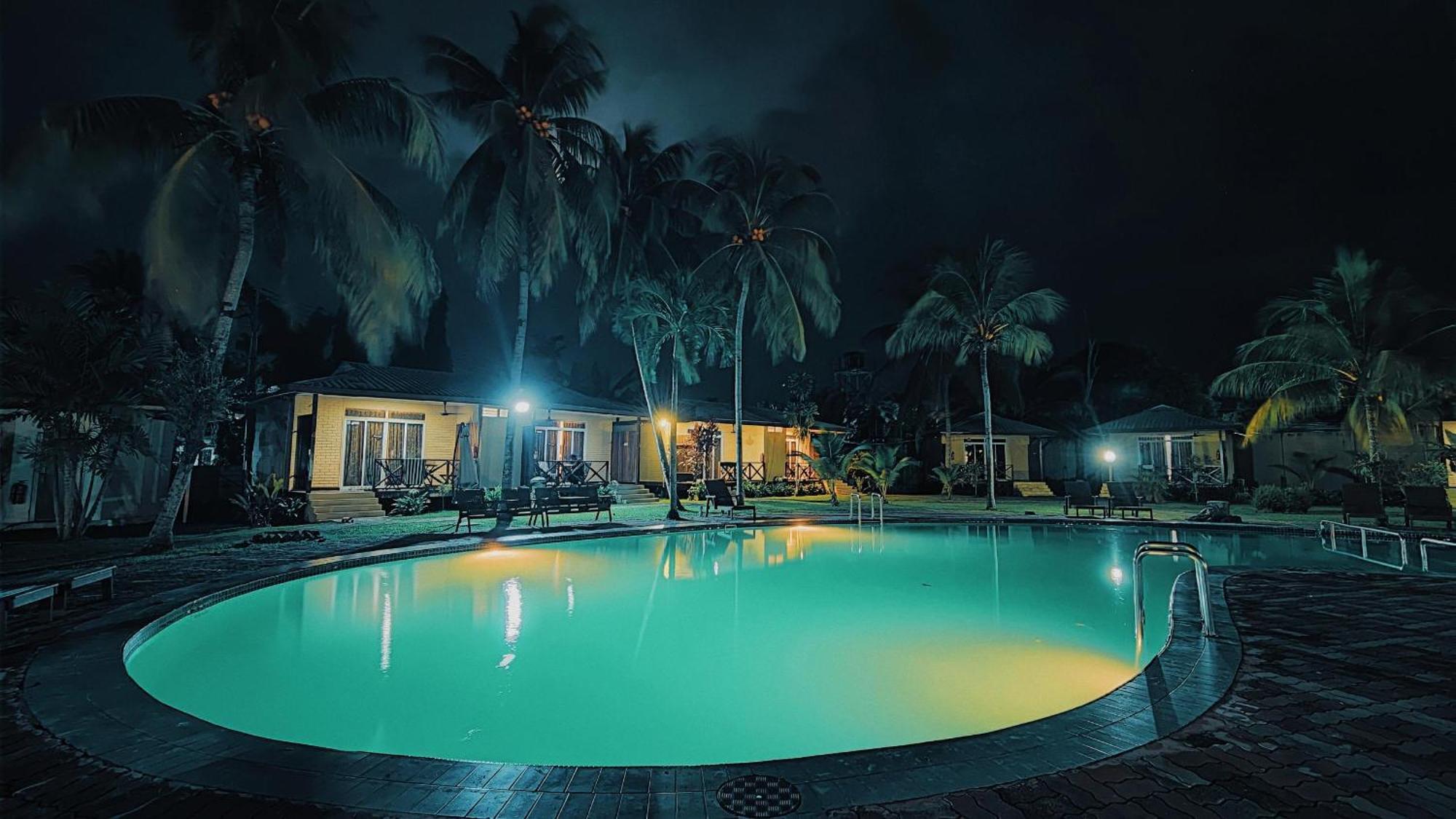 Langkah Syabas Beach Resort Kinarut Eksteriør billede
